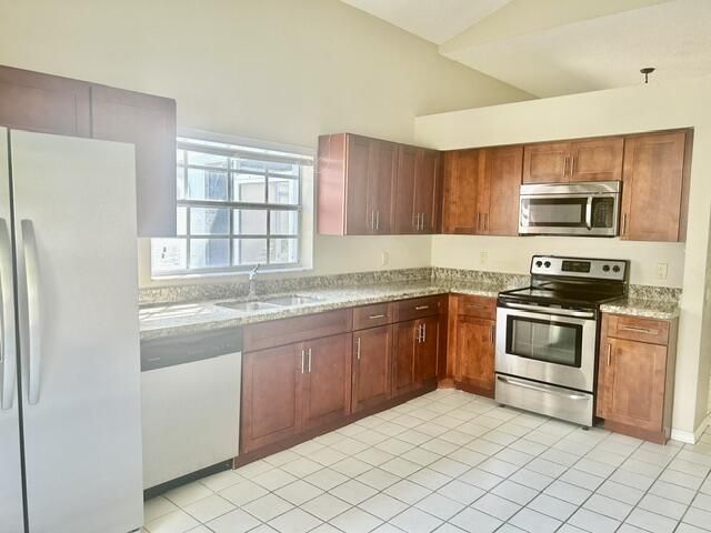 10 Blenheim Court, Palm Beach Gardens, FL 33418 Photo