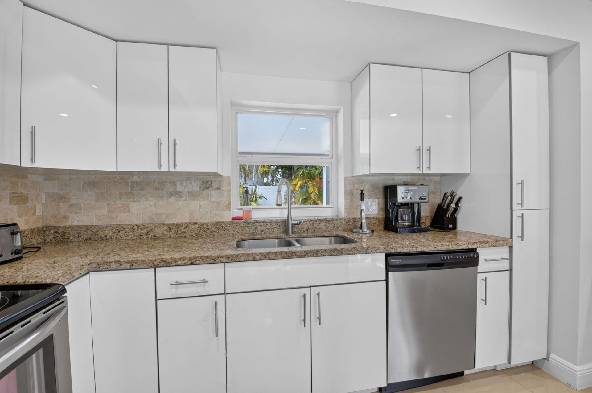 700 NE 70th Street, Boca Raton, FL 33487 Photo