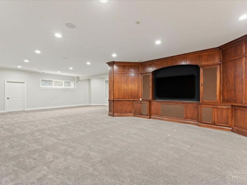 9020 Whisperinghill Drive, Indian Hill, OH 45242 Photo 44