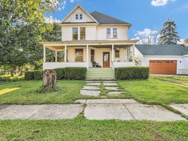 213 N Hunt Street, Melvin, IL 60952