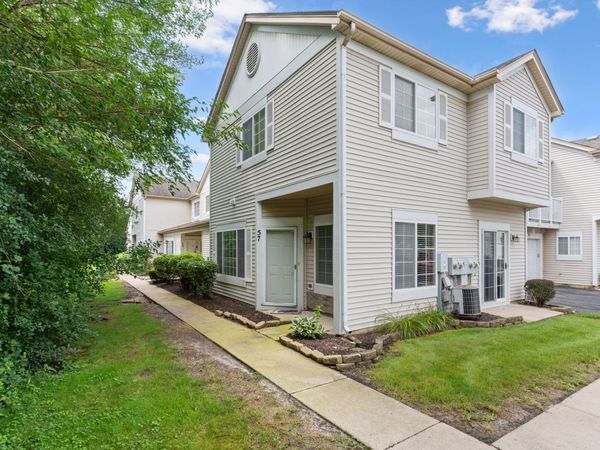 57 Braxton Lane , Unit 57, Aurora, IL 60504