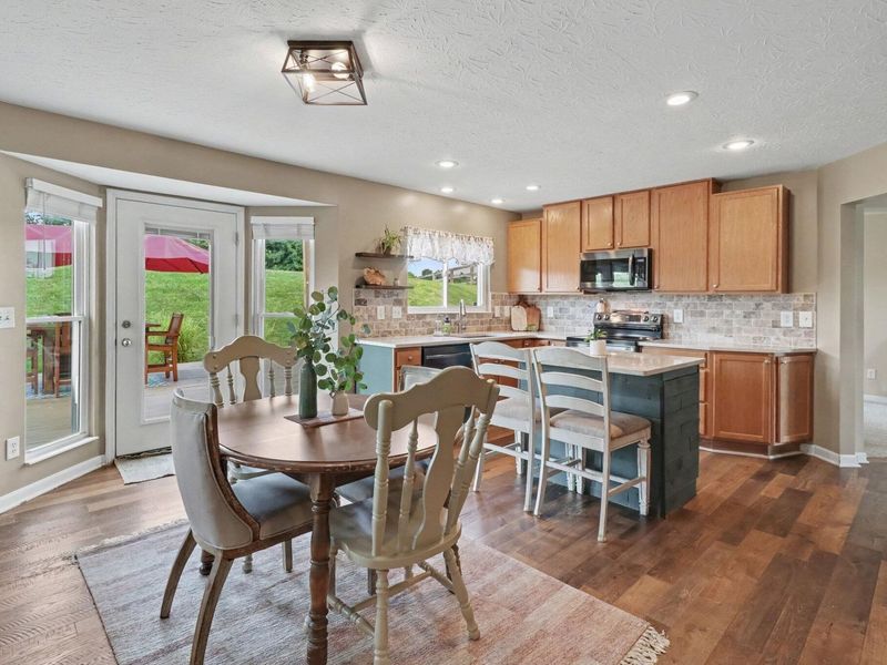 1966 Peach Blossom Lane, Hebron, KY 41048 Photo 8