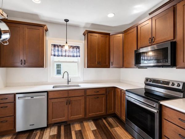 311 N Lincoln Street, Poynette, WI 53955