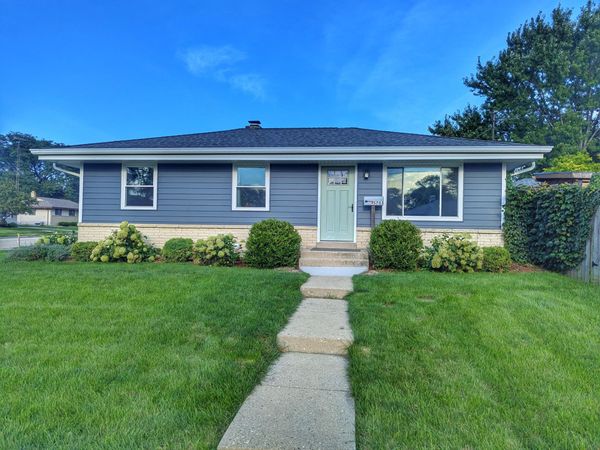 5703 51st Ave, Kenosha, WI 53144