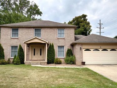 44783 Lake Crest Drive, Van Buren Township, Mi 48111