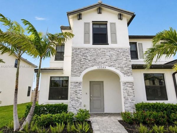 13265 SW 285th St , Unit 13265, Homestead, FL 33033