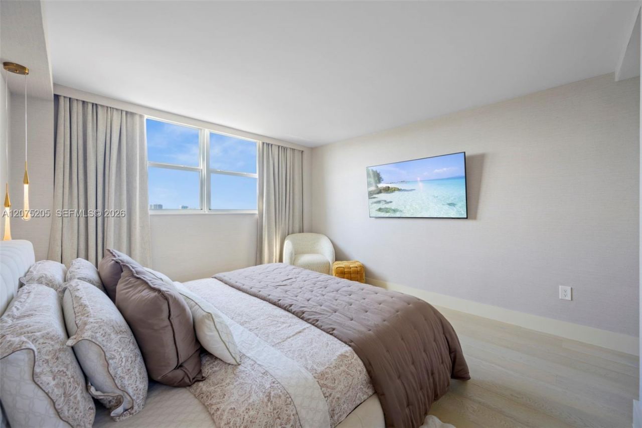 6900 Bay Dr , Unit 8A, Miami Beach, FL 33141 Photo
