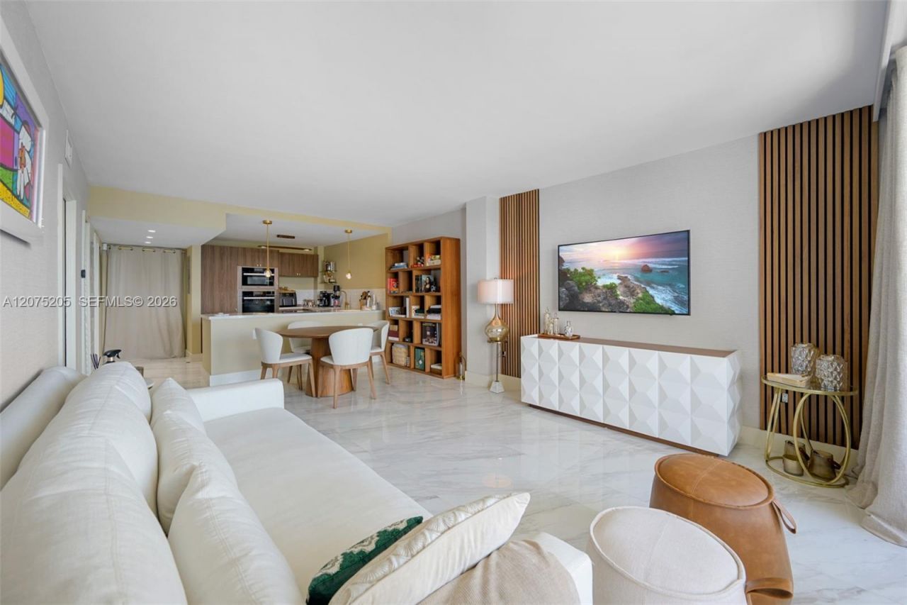 6900 Bay Dr , Unit 8A, Miami Beach, FL 33141 Photo