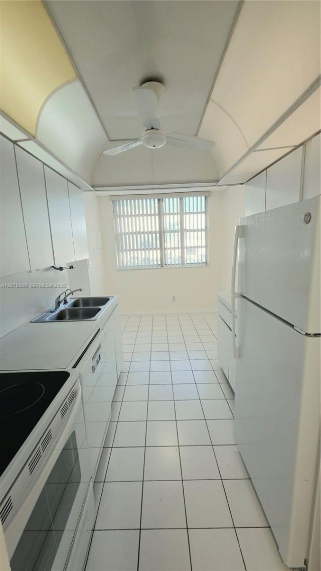 1849 S Ocean Dr , Unit 202, Hallandale Beach, FL 33009 Photo