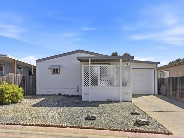 5594 Heritage Dr, Ione, CA 95640