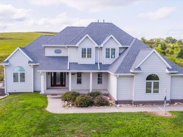 802 CEDAR Road, PORTSMOUTH, IA 51565