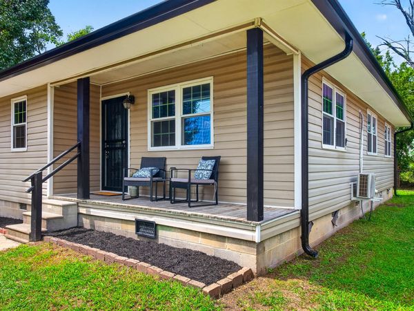 513 W Gordon Avenue, Rossville, GA 30741
