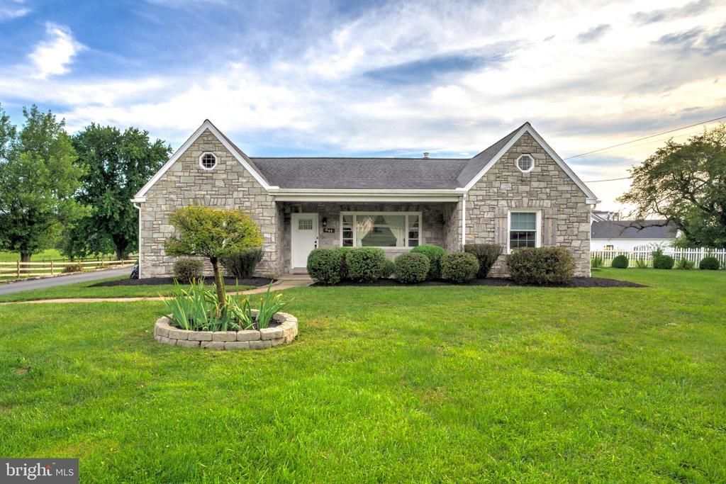 844 W SWARTZVILLE ROAD , REINHOLDS, PA 17569