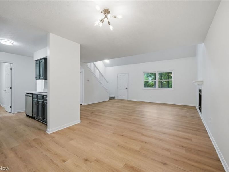 10473 Florida Street, Aurora, OH 44202 Photo 6