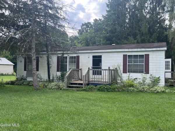 172 Ferry Boulevard, South Glens Falls, NY 12803