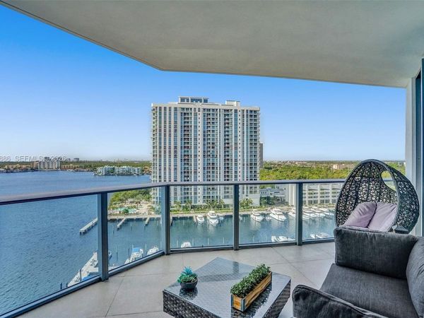 Unit 1207, North Miami Beach, FL 33160
