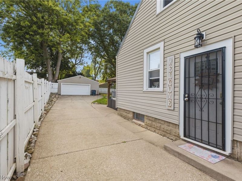 88 Ansel Avenue, Akron, OH 44312 Photo 6