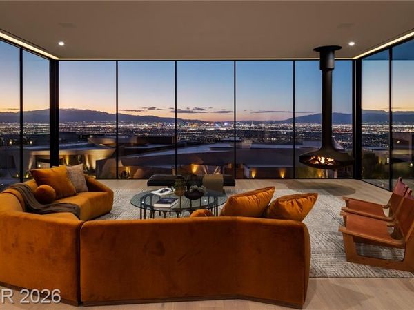 11 Chisel Crest Court , Henderson, NV 89012