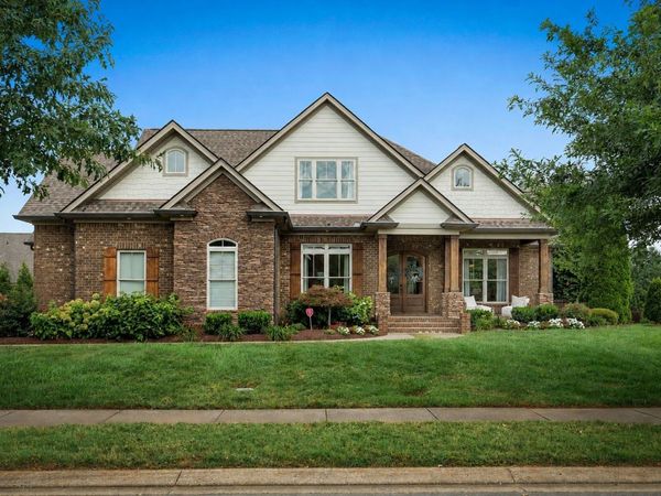 2018 Fairhaven Ln, Murfreesboro, TN 37128