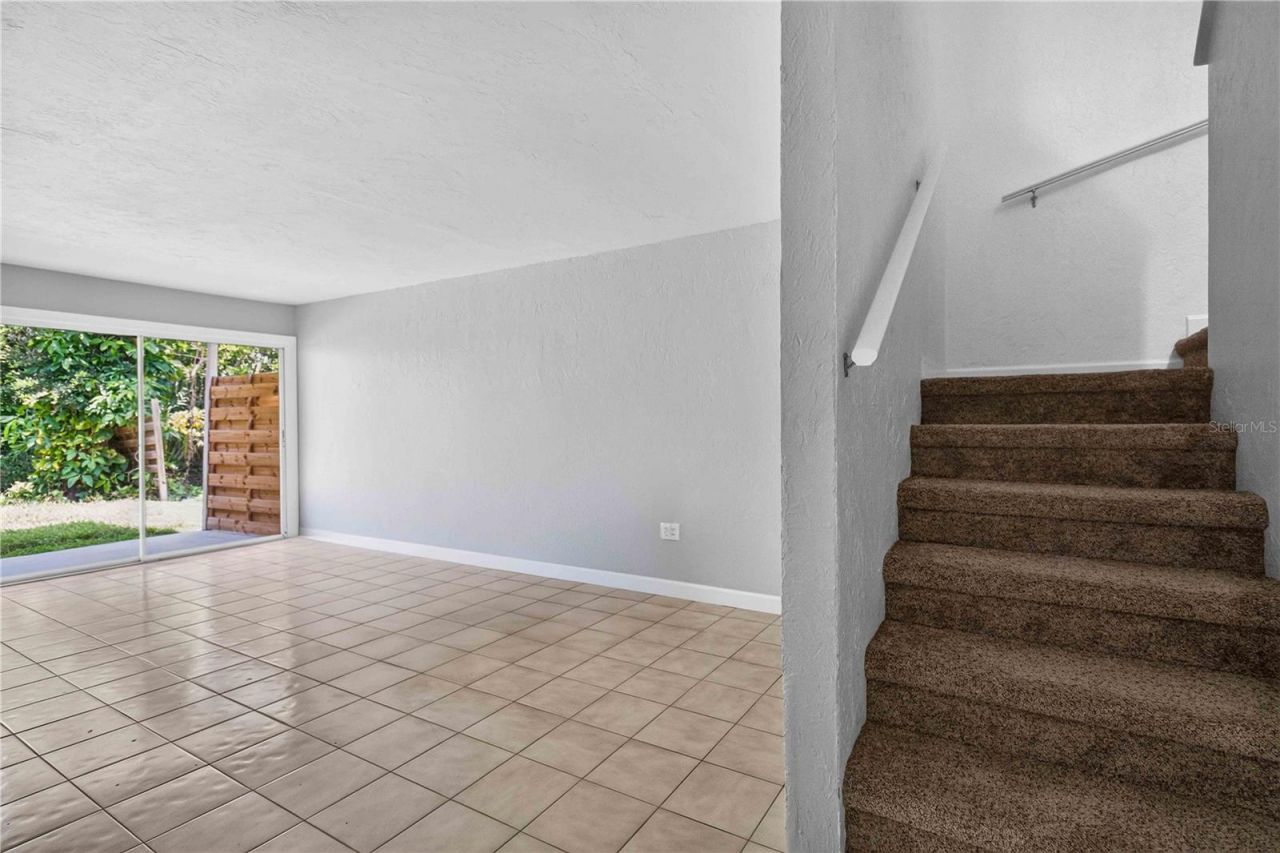 1125 Longfellow Way , Unit 125-B, Sarasota, FL 34243 Photo