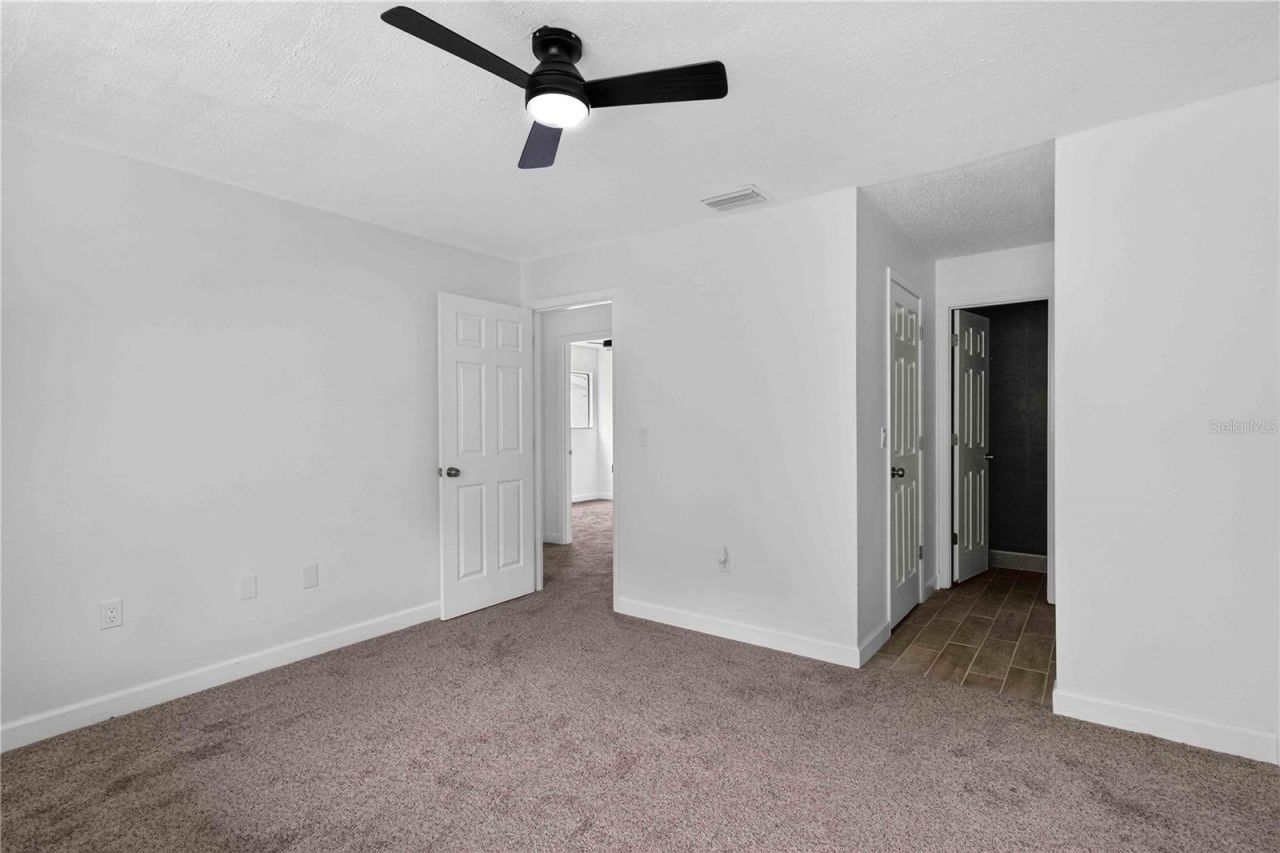 1125 Longfellow Way , Unit 125-B, Sarasota, FL 34243 Photo