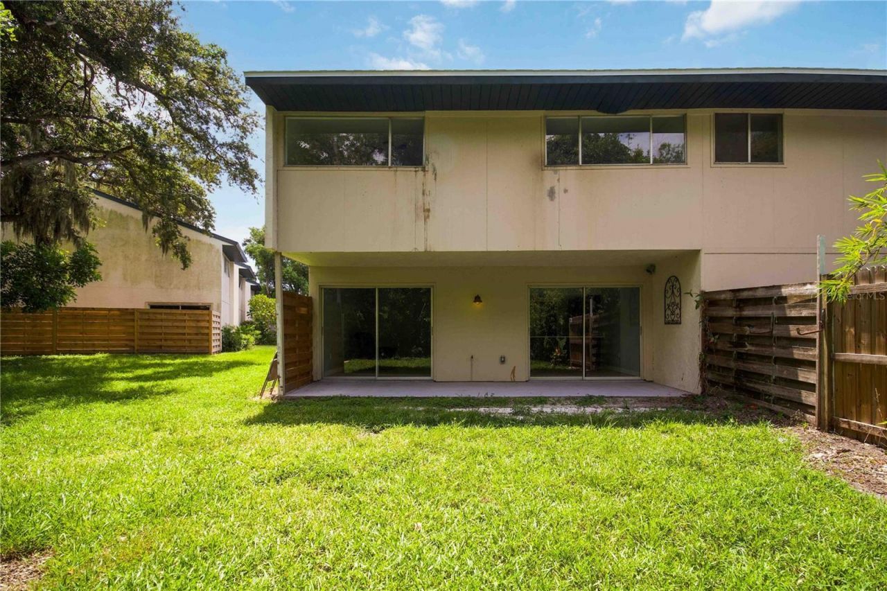 1125 Longfellow Way , Unit 125-B, Sarasota, FL 34243 Photo