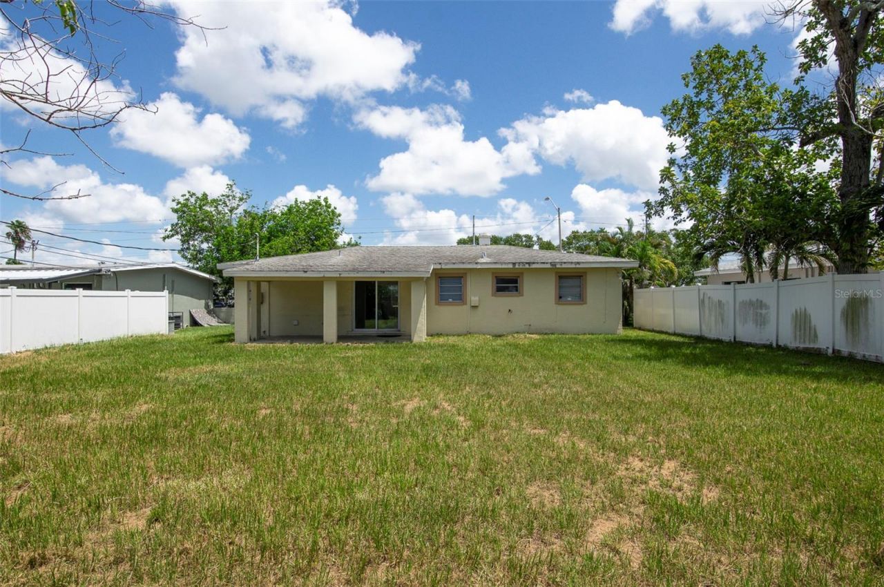 3164 66th Street N, Saint Petersburg, FL 33710 Photo