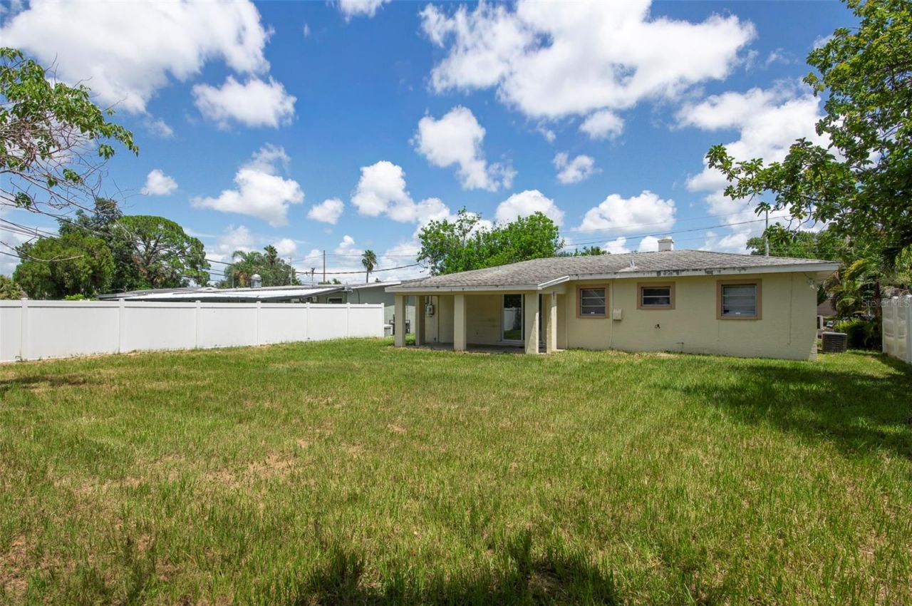 3164 66th Street N, Saint Petersburg, FL 33710 Photo