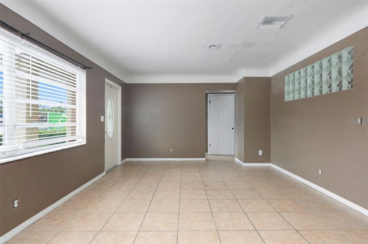 3164 66th Street N, Saint Petersburg, FL 33710 Photo