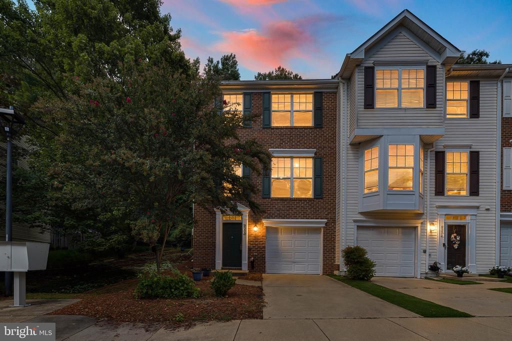 8290 KNIGHTHOOD PLACE, WHITE PLAINS, MD 20695