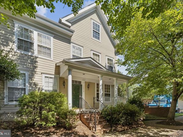 13810 CUSTIS SQUARE, WOODBRIDGE, VA 22191