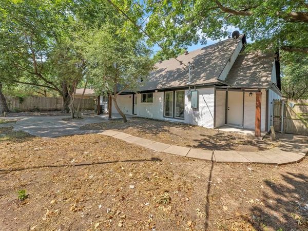 1218 Thomas Street, Denton, TX 76201