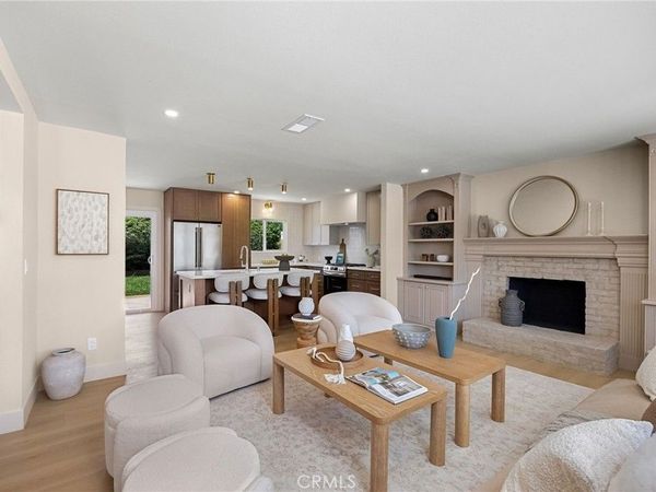 17571 Wrightwood, Huntington Beach, CA 92649
