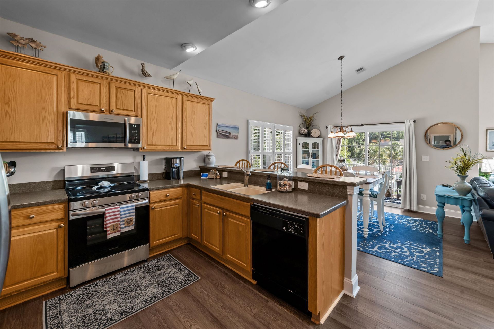 1204 Planters Grove Ln. Photo 22