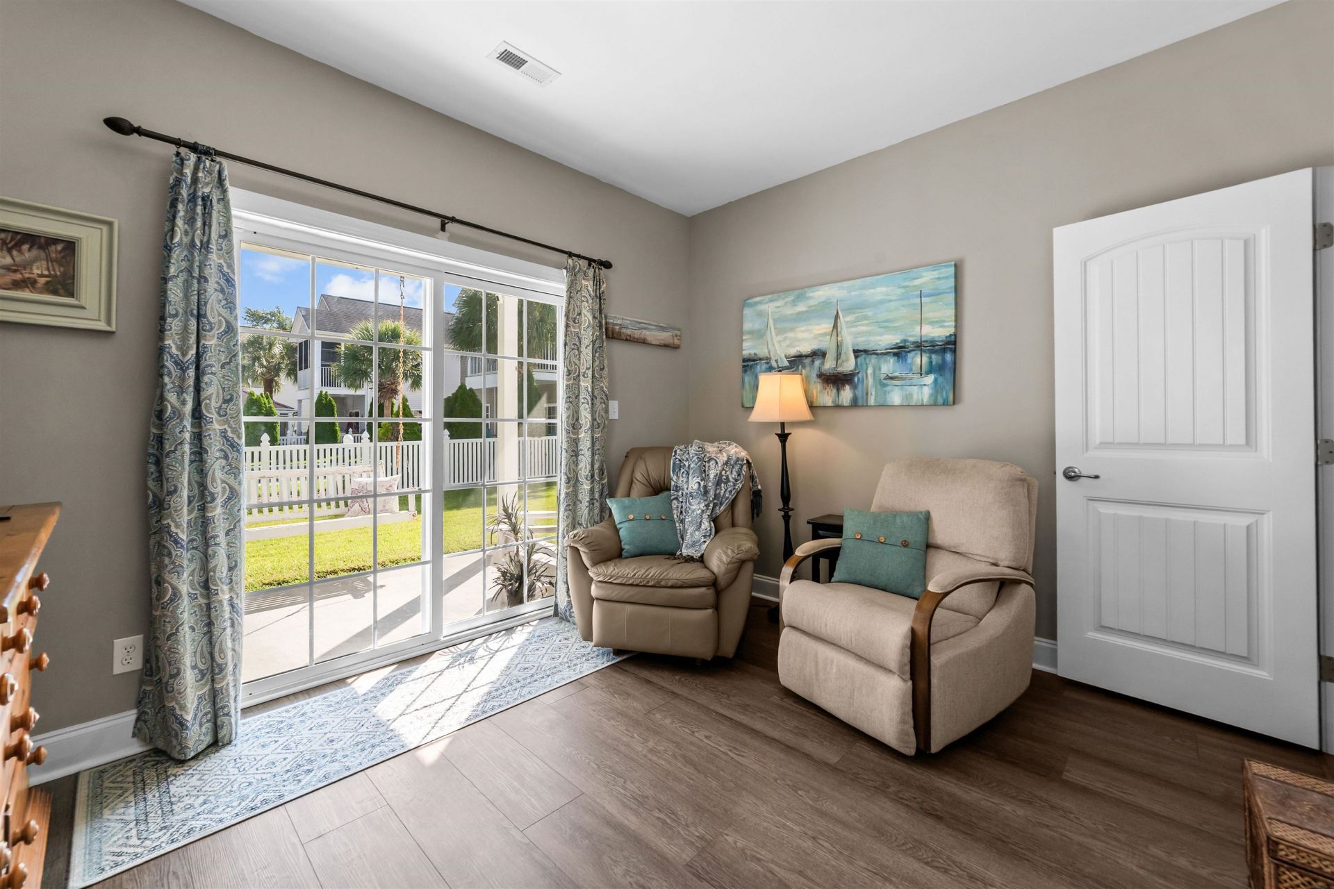1204 Planters Grove Ln. Photo 6
