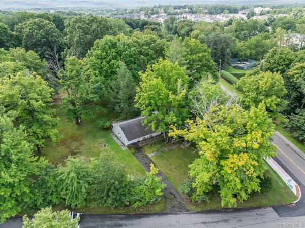 1 Langeries Drive , Monsey, NY 10952