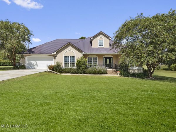 17433 Dogwood Hills Drive, Biloxi, MS 39532