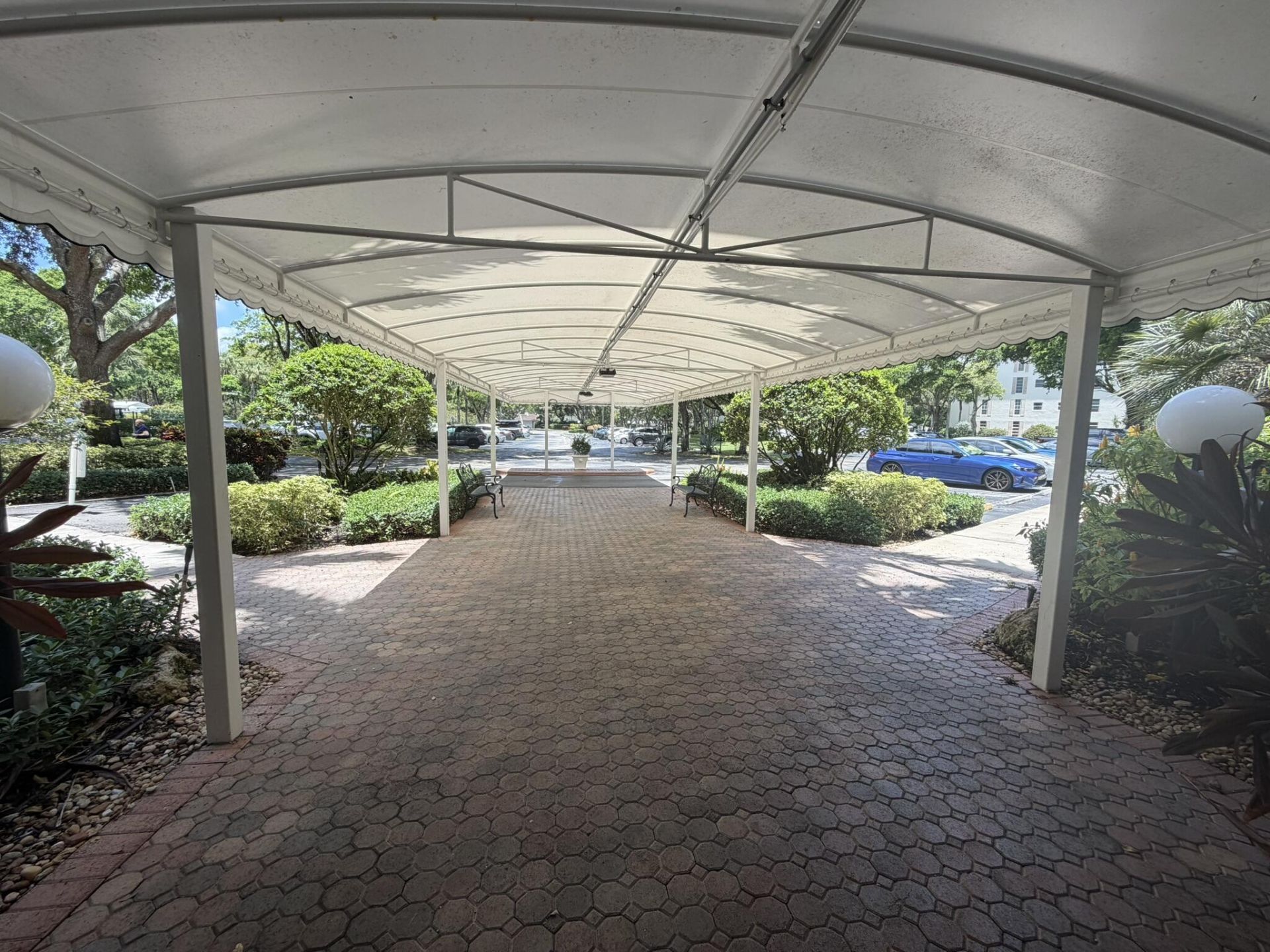 3800 Oaks Clubhouse Drive, Unit 311, Pompano Beach, FL 33069 Photo