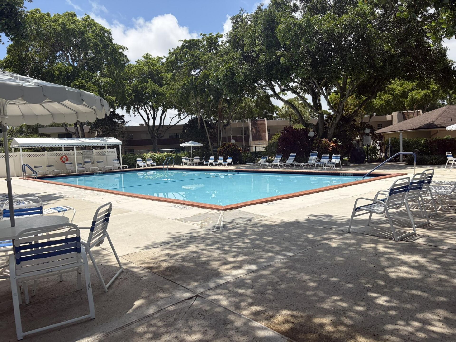 3800 Oaks Clubhouse Drive, Unit 311, Pompano Beach, FL 33069 Photo