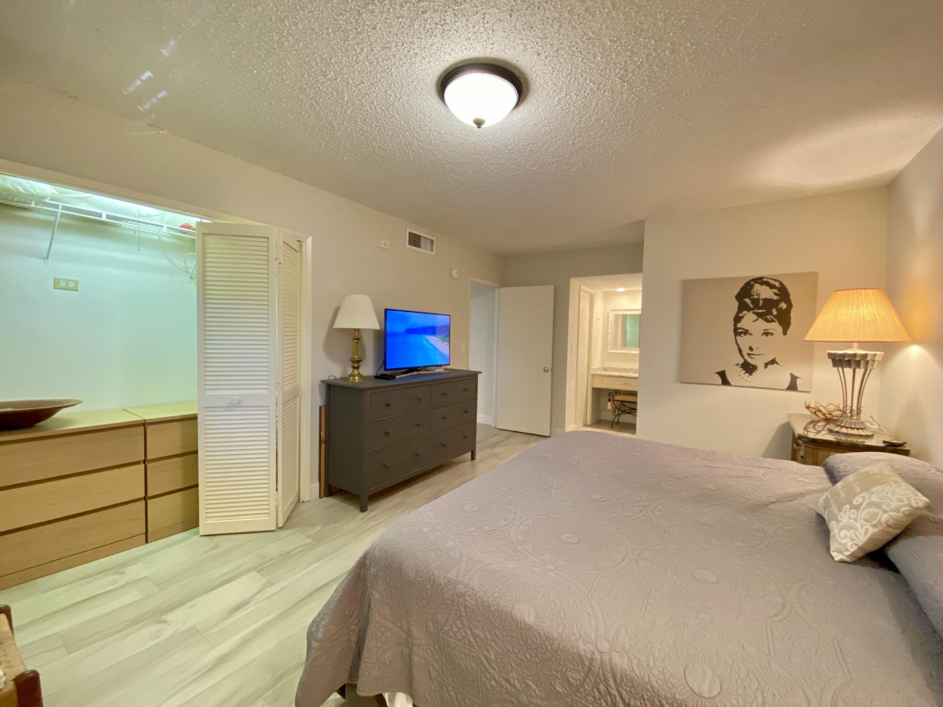 3800 Oaks Clubhouse Drive, Unit 311, Pompano Beach, FL 33069 Photo