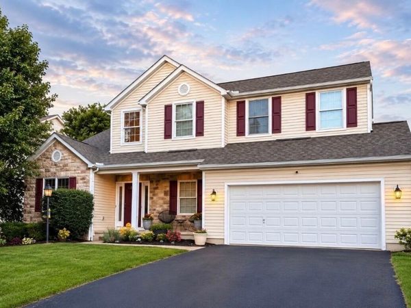 350 Linden Circle, Pickerington, OH 43147