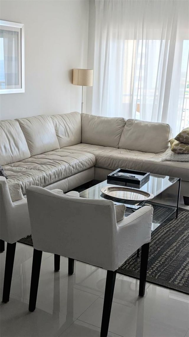 1985 S Ocean Dr , Unit 17K, Hallandale Beach, FL 33009 Photo