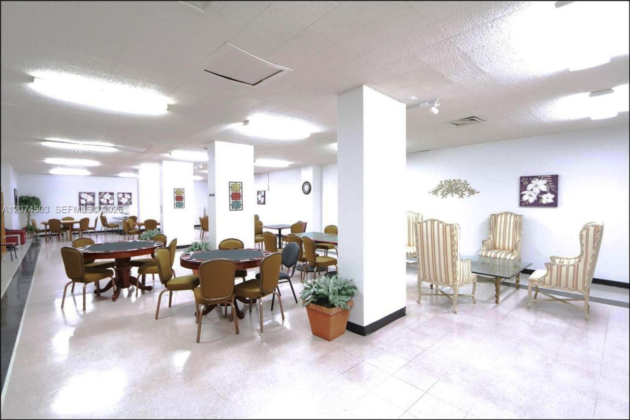 1985 S Ocean Dr , Unit 17K, Hallandale Beach, FL 33009 Photo
