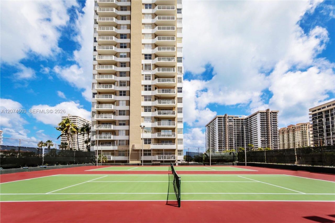 1985 S Ocean Dr , Unit 17K, Hallandale Beach, FL 33009 Photo