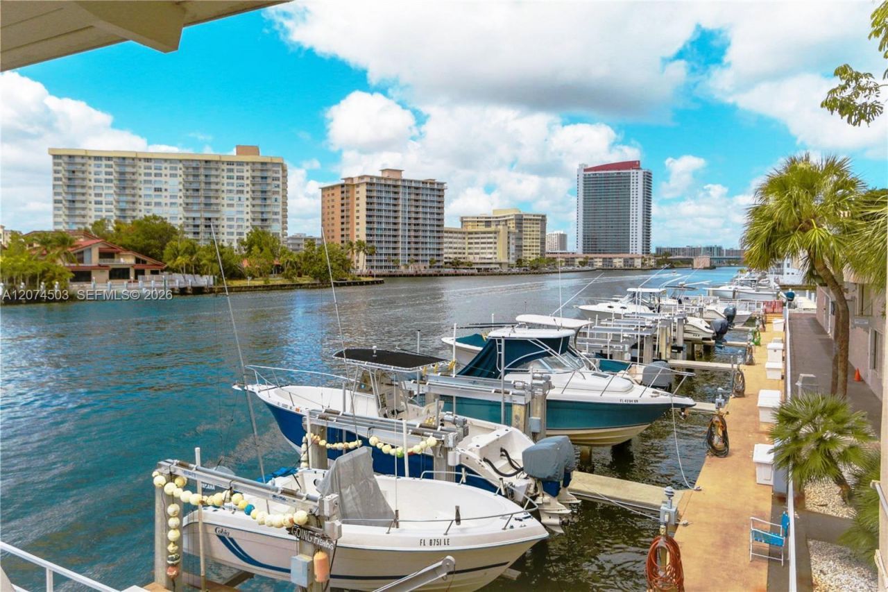 1985 S Ocean Dr , Unit 17K, Hallandale Beach, FL 33009 Photo