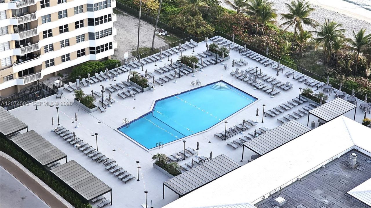 1985 S Ocean Dr , Unit 17K, Hallandale Beach, FL 33009 Photo