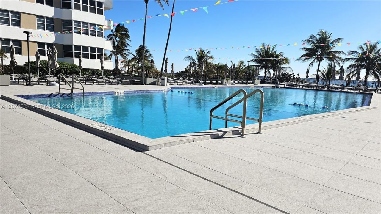 1985 S Ocean Dr , Unit 17K, Hallandale Beach, FL 33009 Photo