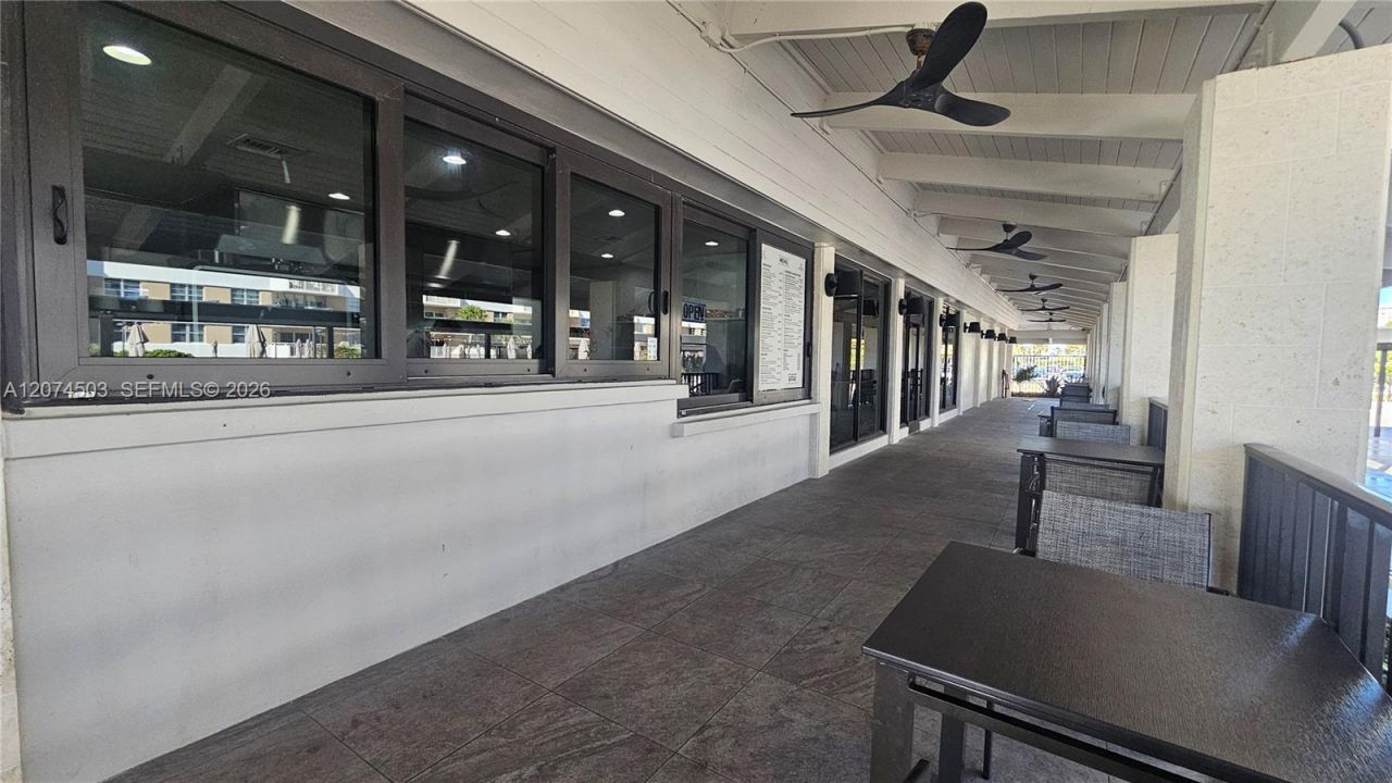 1985 S Ocean Dr , Unit 17K, Hallandale Beach, FL 33009 Photo