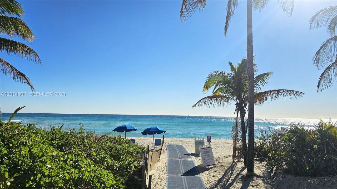 1985 S Ocean Dr , Unit 17K, Hallandale Beach, FL 33009 Photo