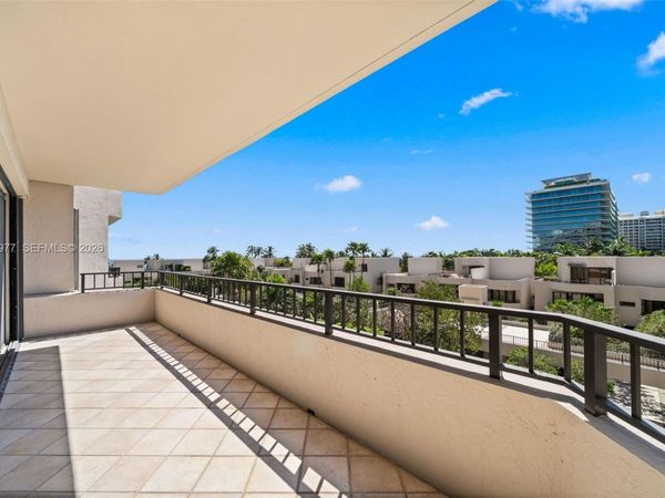 201 Crandon Blvd, Unit 431, Key Biscayne, FL 33149